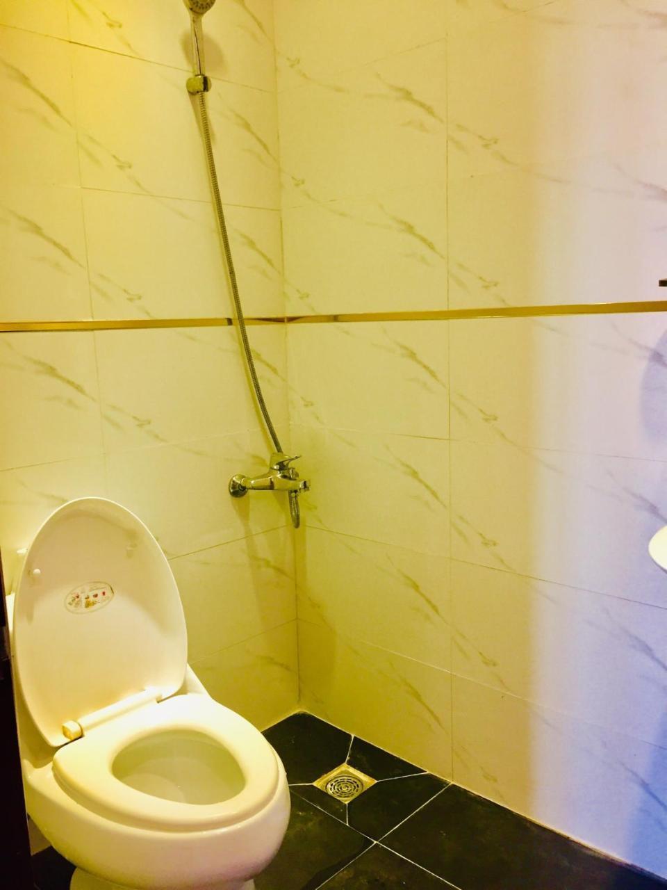 Quynh Anh Hotel Хошимин Экстерьер фото